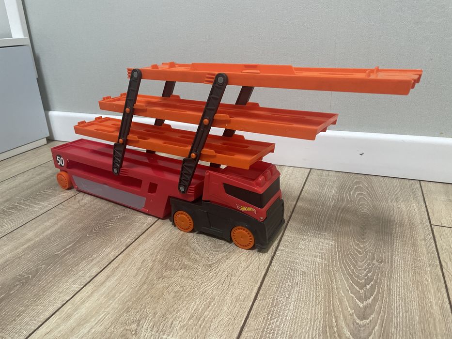 Машинки Hot Wheels, Полесье