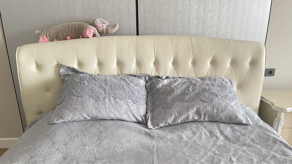 Срочно продам двуспальный кровать