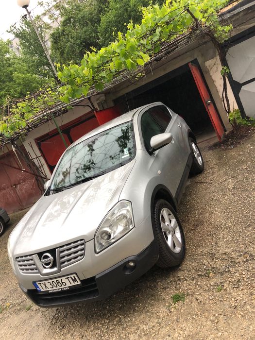 Продавам личния си Автомобил