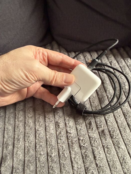 Ipad Mini Generatia 5,Alb,Impecabil,Husa Magnetica,