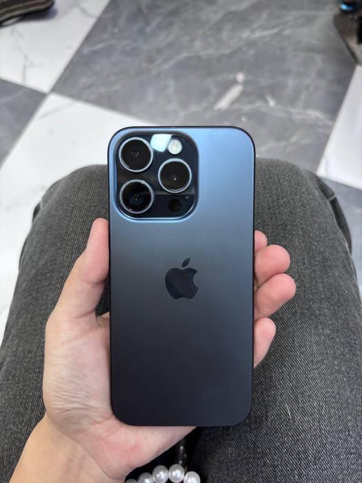 Iphone 15 pro в идеальном состояний