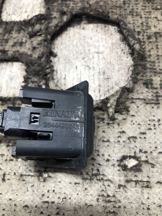 camera marsarier dacia duster 2020