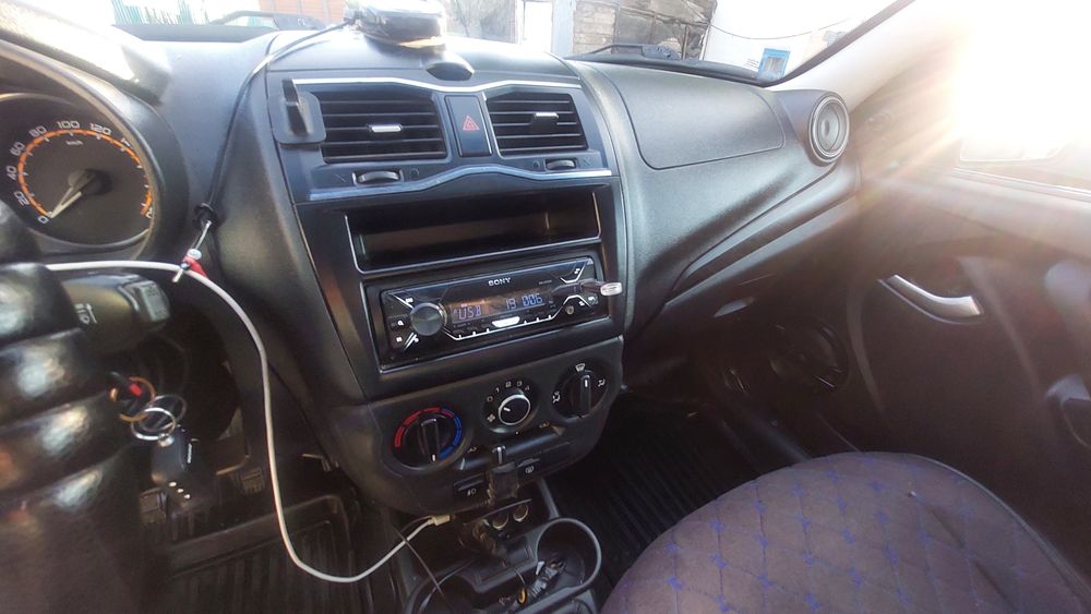 Продам  машину гранта