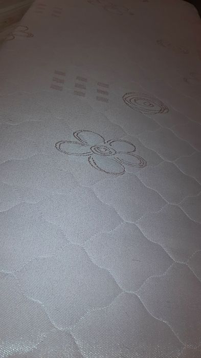 Матрас для кровати