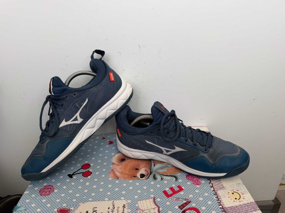 Mizuno Wave Luminous 2''оригинални мъжки обувки 42.5 номер