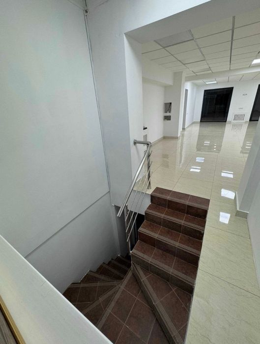 Аренда под магазины, шоурум, офисы , под любой ваш бизнес!