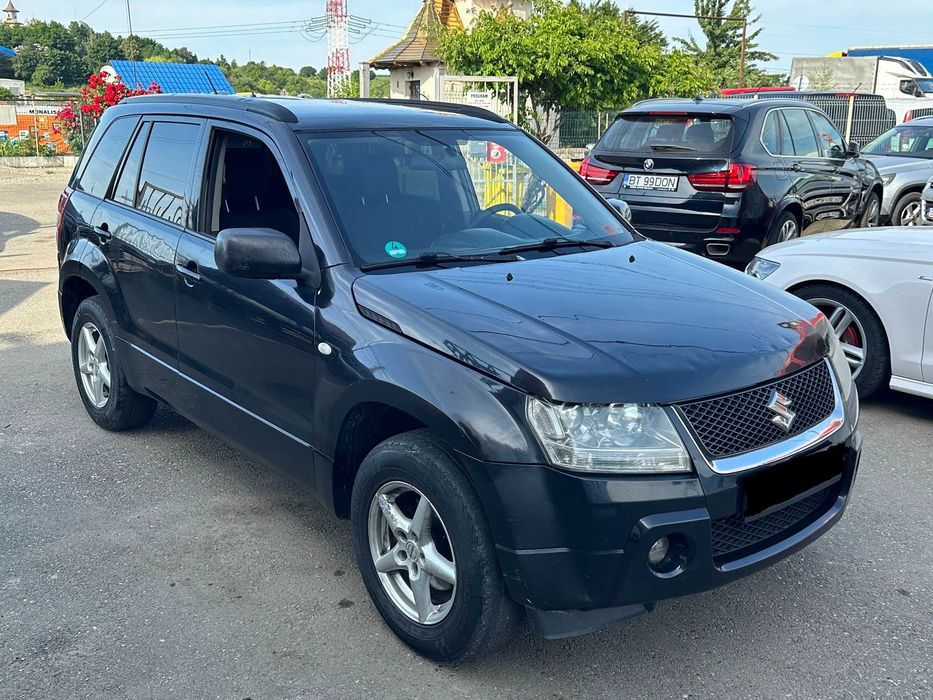 Dezmembrez Suzuki Grand Vitara 1,9 ddis 2007