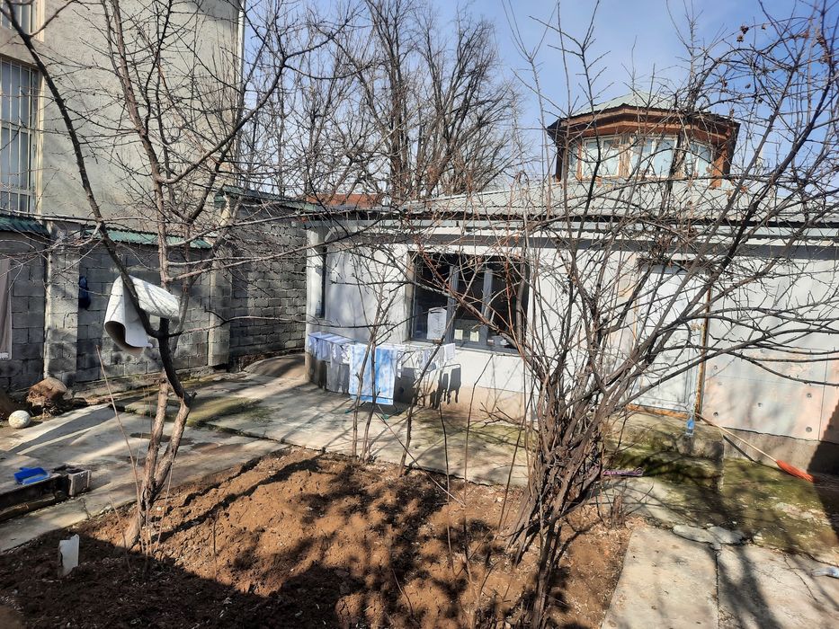 Дом в центре Шымкента