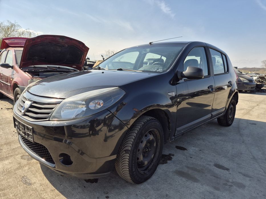 Dezmembram  Dacia Sandero 2010 1.2 16v Manual D4F