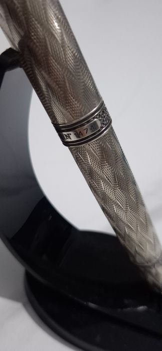 Stilou Aurora 80th Anniversary – stilou ediție aniversară din argint