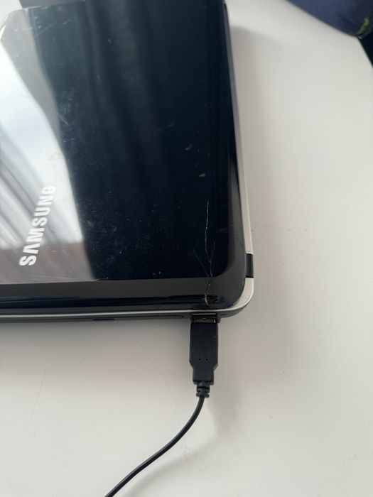 Продаи бу Ноутбук Samsung