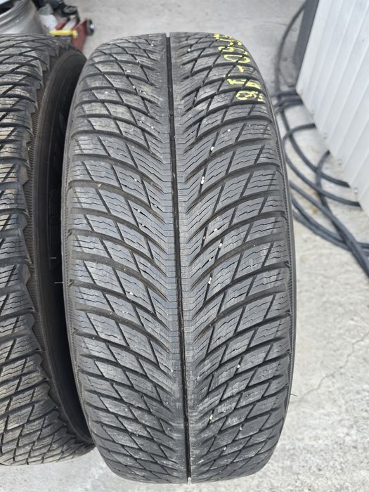 4 Броя 225/60/18 Michelin 2x8mm 2x7mm 1x22 1x20 2x19dot