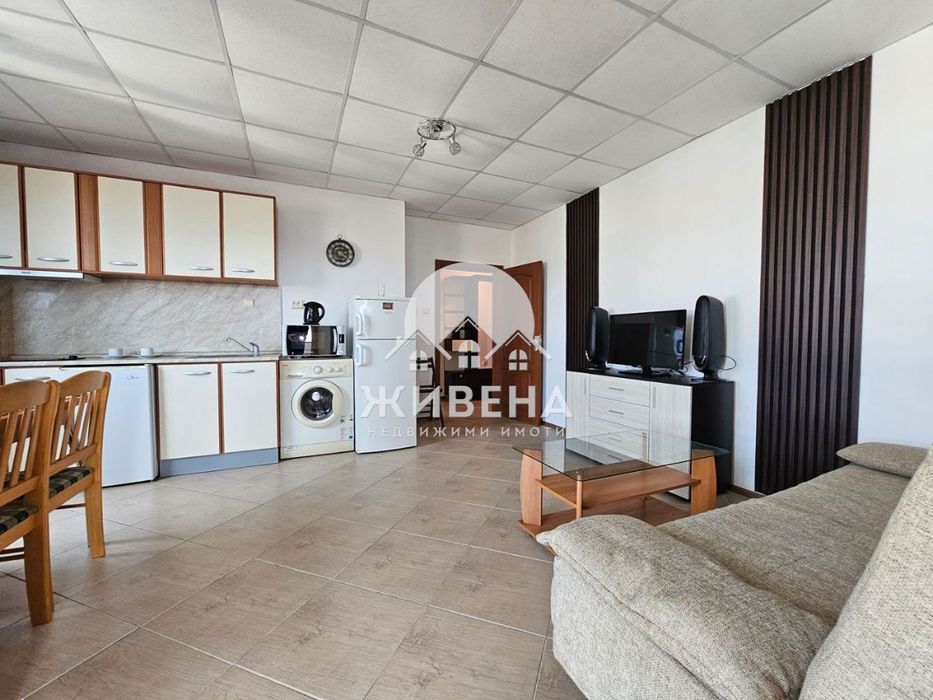 Продавам 3-стаен апартамент, к.к.Слънчев бряг, площ 77 кв.м