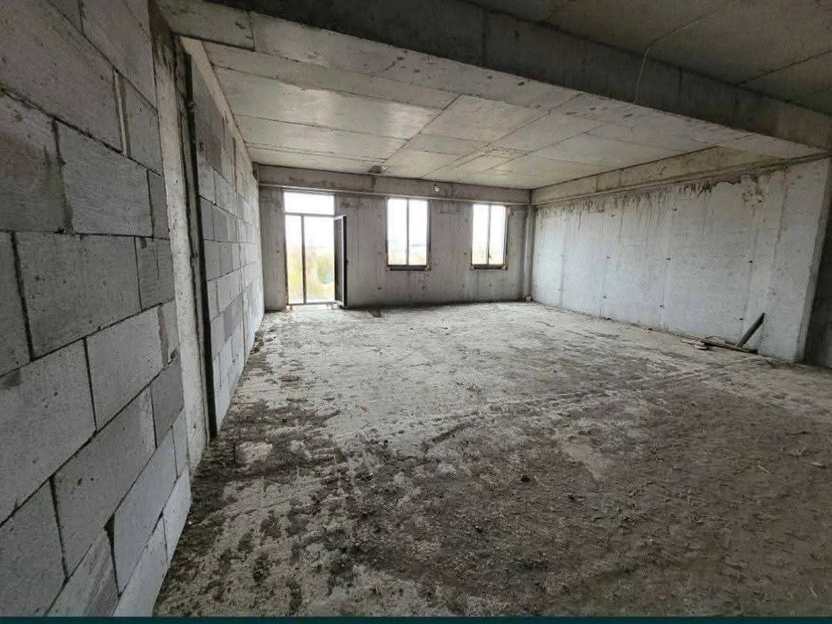 Срочно Новостройка Яккасарай коробка с кадастром