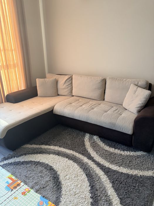 Ъглов диван с функция сън
