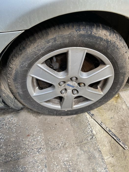 4 алуминиеви джанти Toyota Avensis T25 5x114.3 60.1