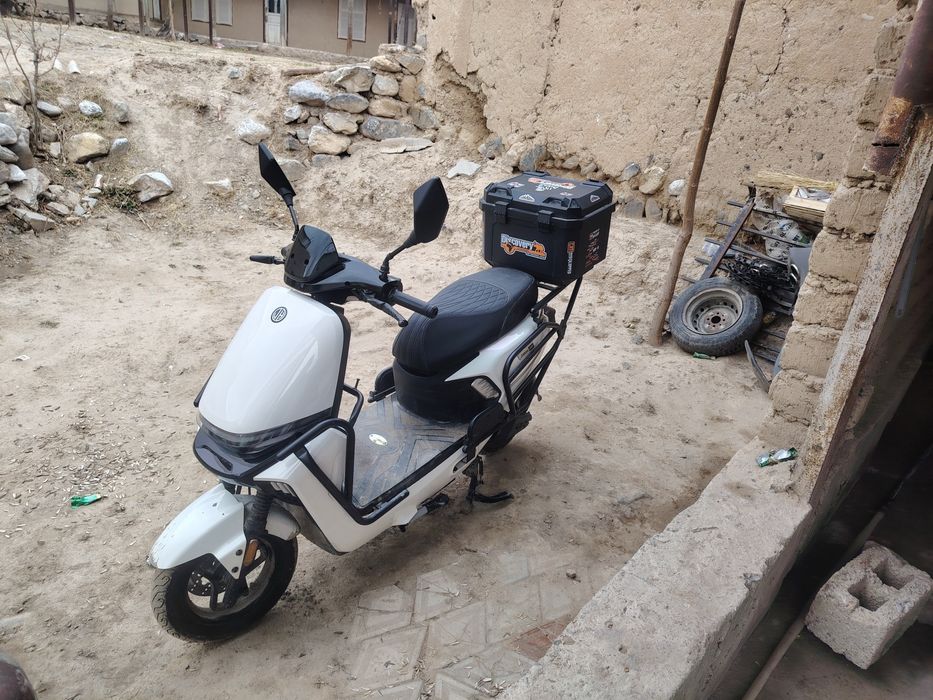 Wlektra skuter sotiladi