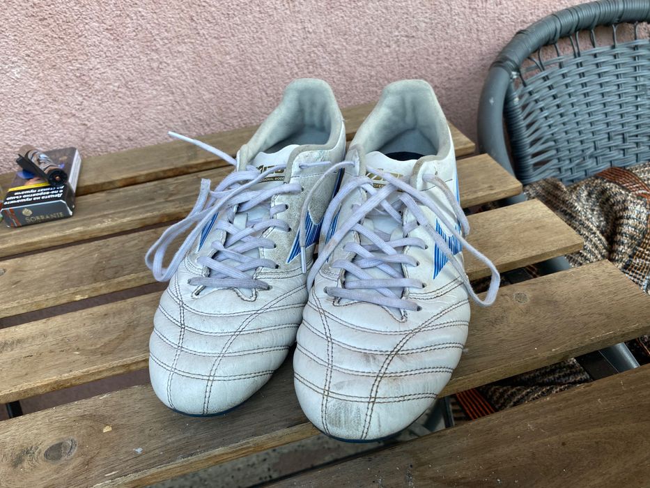 Футболни бутонки МИЗУНО MORELIA NEO IV професионални номер 40-ти