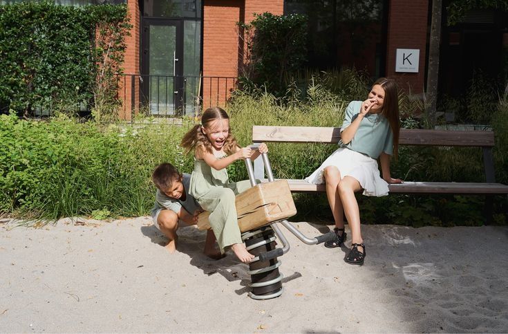 Няня для прогулок / почасово