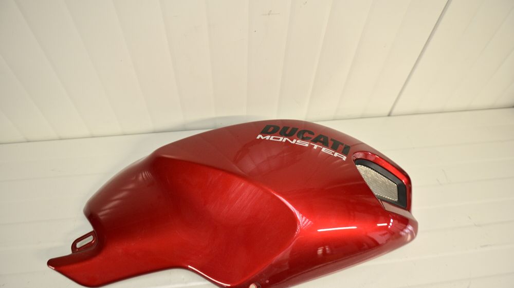 Ducati Monster 696 796 2008 2013 Carena dreapta rezervor benzina