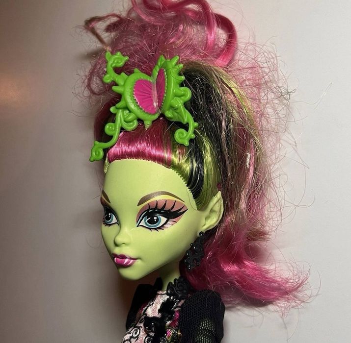 Венера Monster high