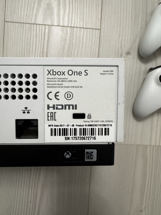 Consola Xbox One S 500GB