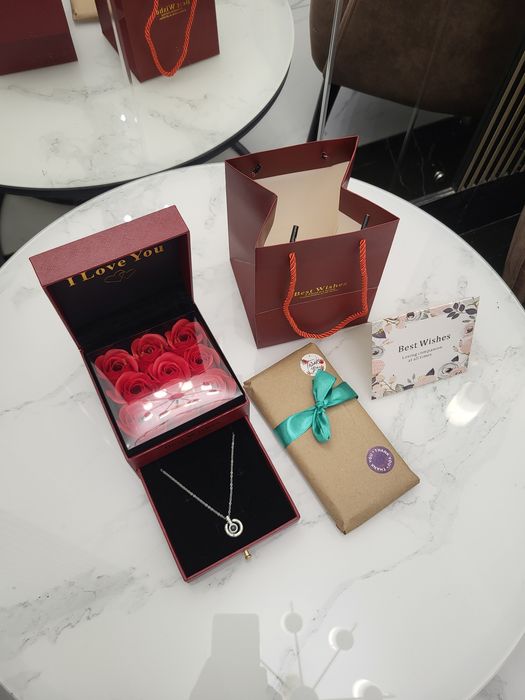 Подарок для девушки 14 феврале