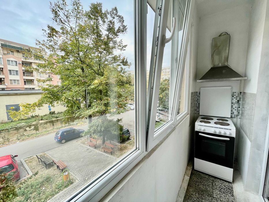 Дава се под наем Тристаен апартамент в Варна, Базар Левски - 65 кв.м за 450 € - Снимка #5