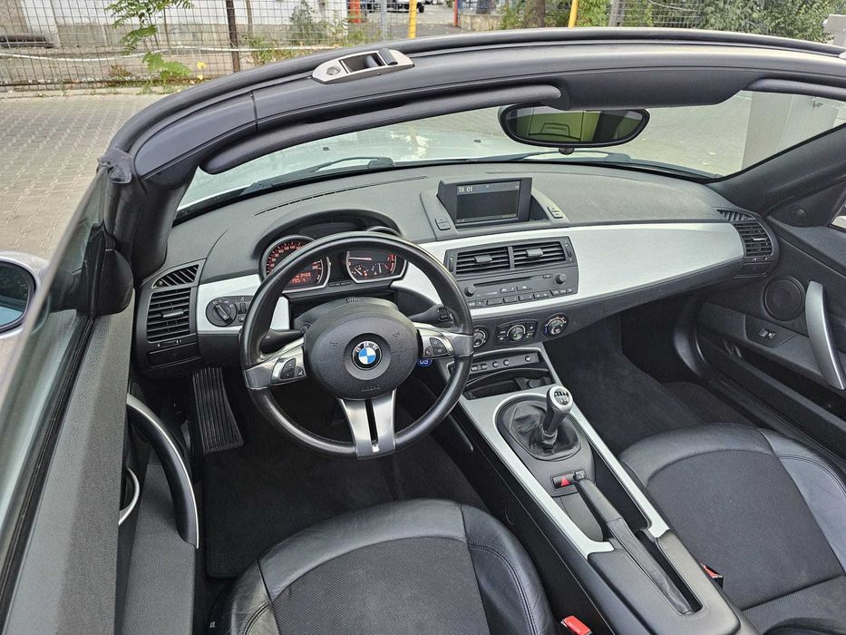 BMW Z4 E85 2.5i FL stare perfecta