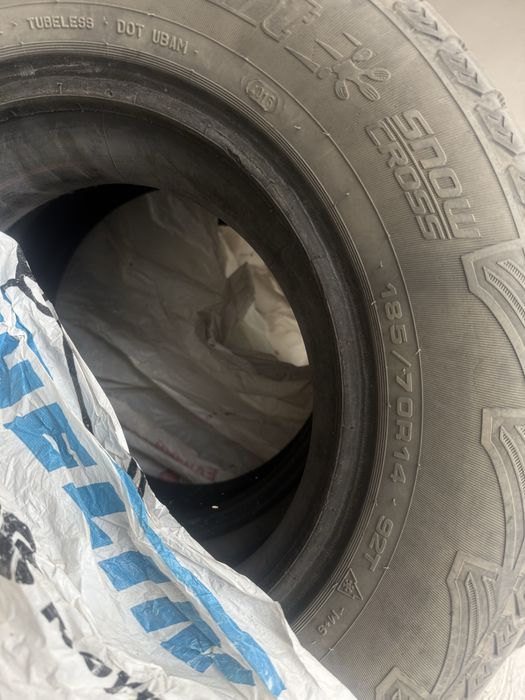 Продам зимние шины бу