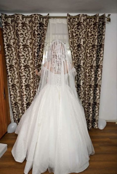 Vând rochie de mireasă !