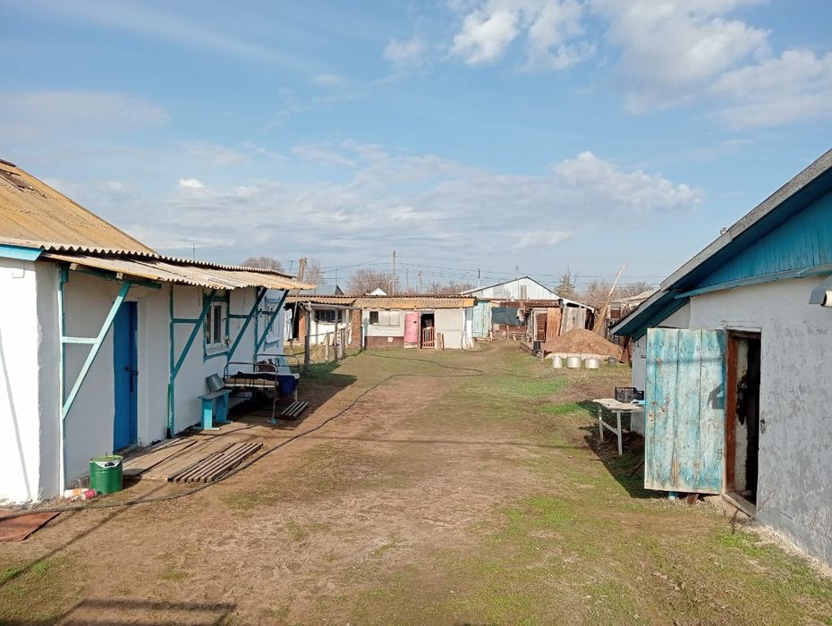 Продается дом в селе Аксуат