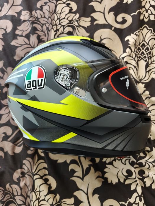 Каска за мотор AGV K6