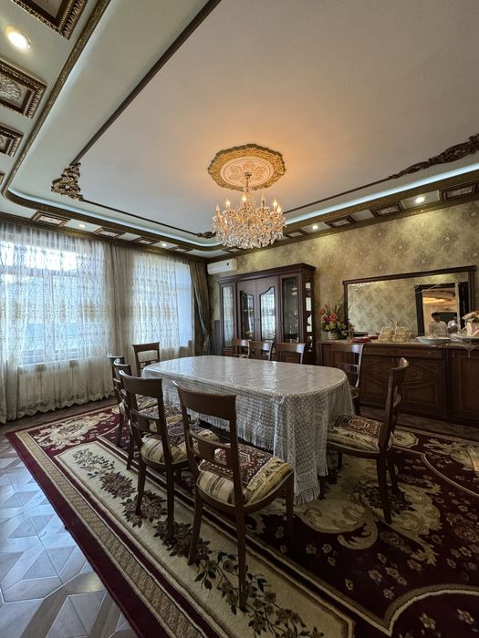 МедГородок 7.7 сот 8 хона Евроремонт 2 этаж 3 уровен ор: Урология