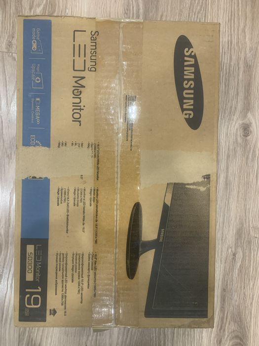 Монитор Самсунг 19