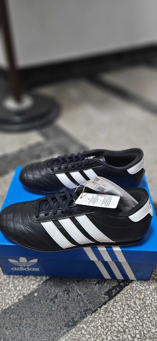 Кожени маратонки Adidas Taekwondo