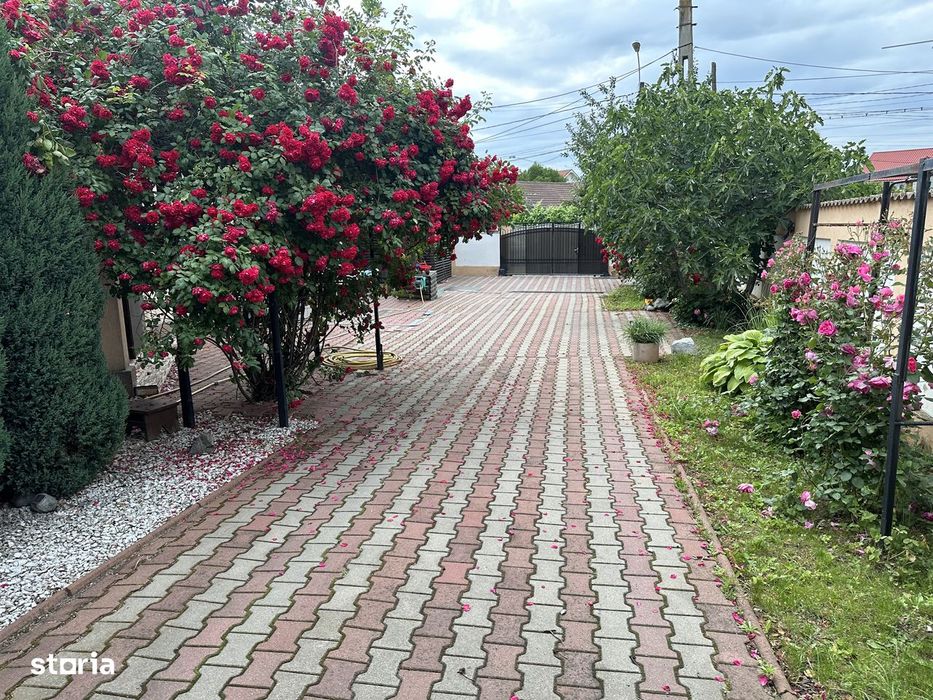 Casa P+M 90mp zona Palatul de Justitie