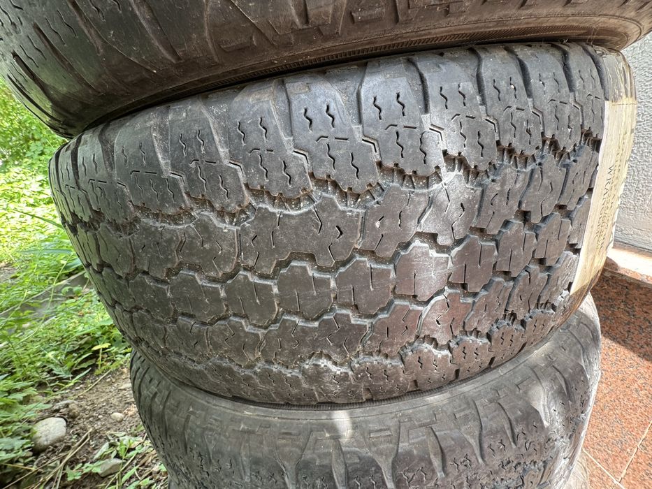 Резина Goodyear 255 60 r20