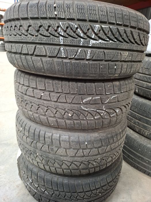 Vând set 4 anvelope 195/50R15 Iarna M+S pret 600 lei