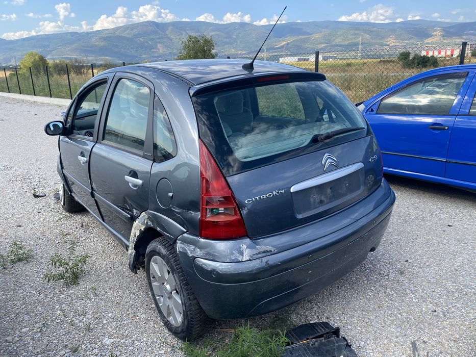 Ситроен Ц3 1.4 75кс бензин автоматик на части