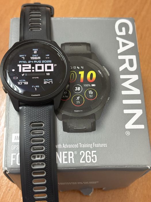 Часы Garmin Forerunner 265