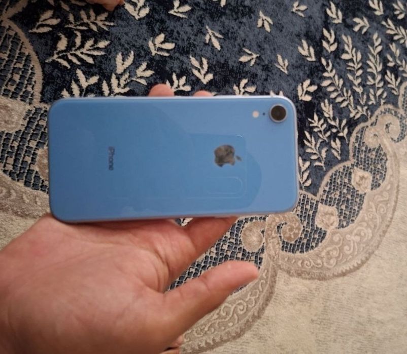 Iphone xr .64gb.