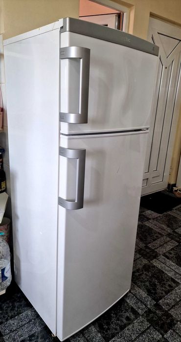 Frigider Arctic AD266+ – 260 L