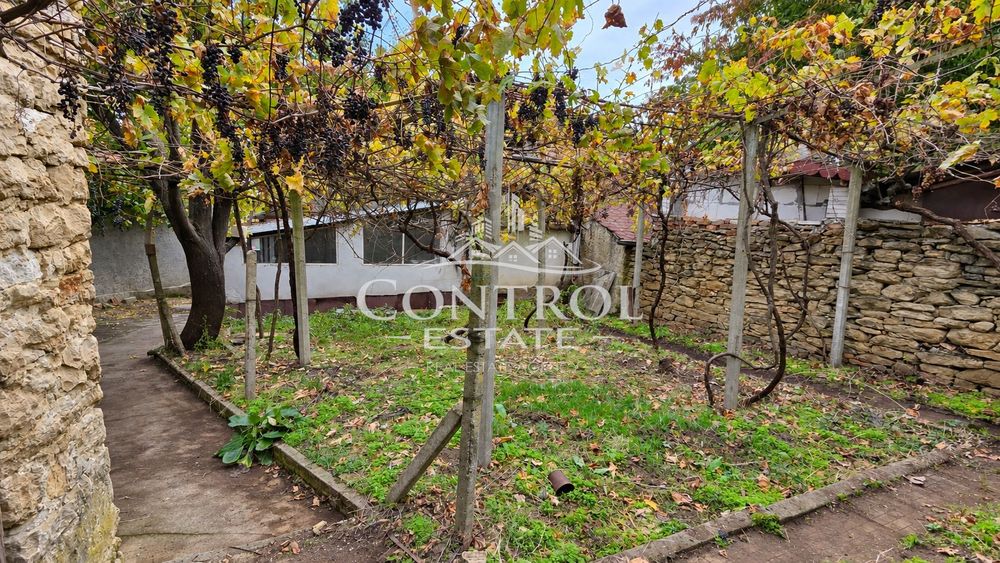 Продава се Къща в Сухиндол - 174 кв.м за 104 €/кв.м - Снимка #2