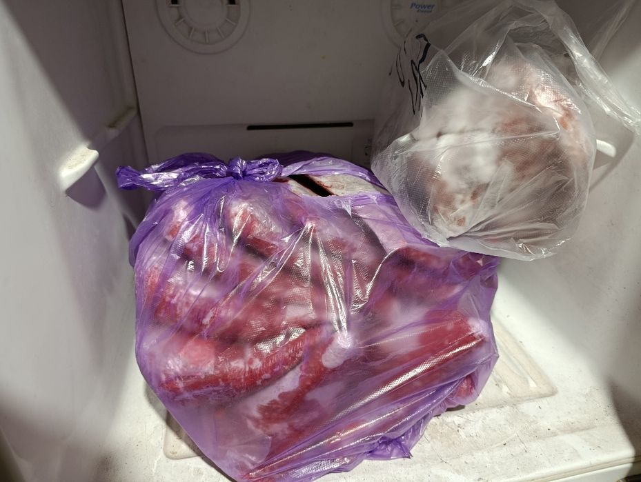 Продам корм для собак