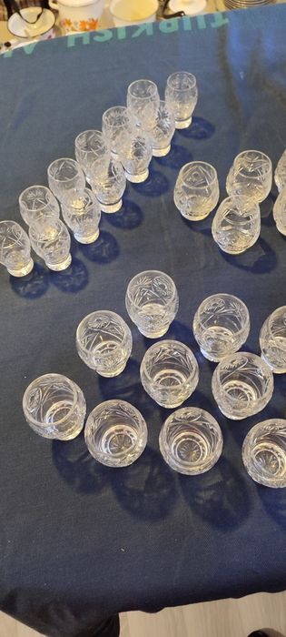 Продам рюмки хрустальные
