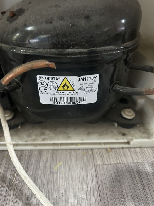 Продам морозильник