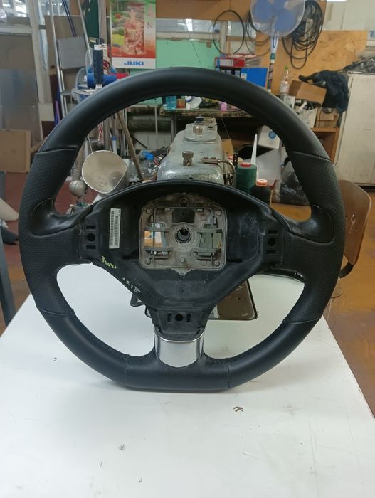 Претапициране на волани и седалки