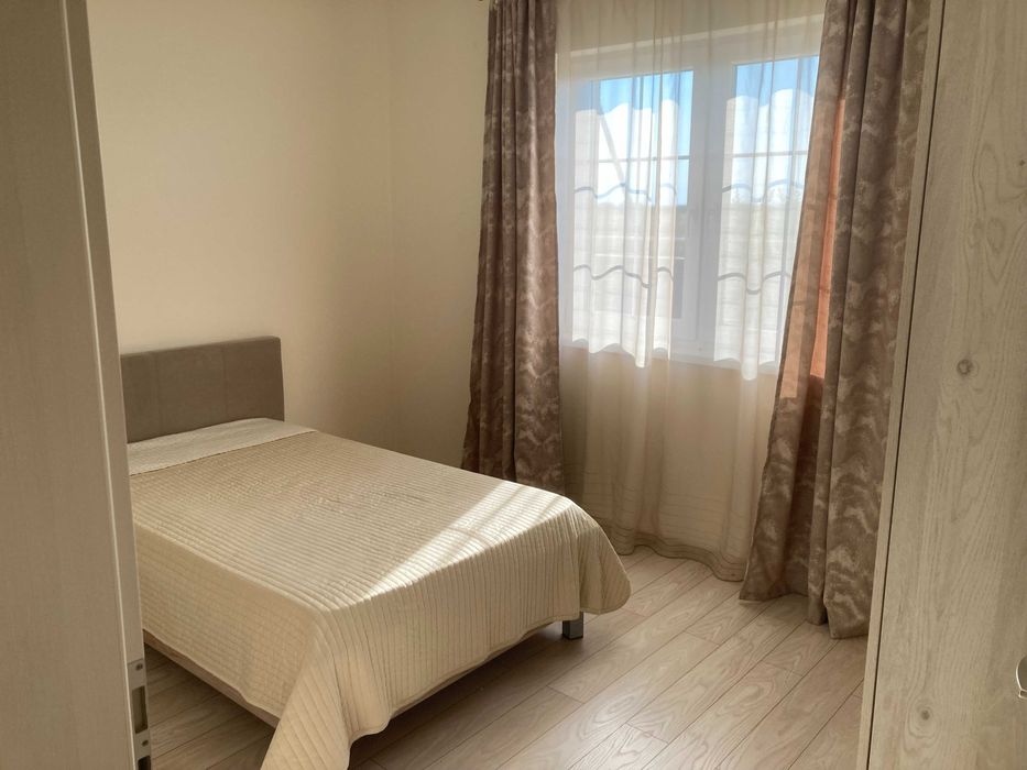 Casă duplex pe un nivel | 4 camere | Cartier Mediteranean – Urseni