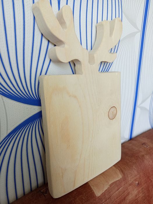 Дъска за рязане на мезета .